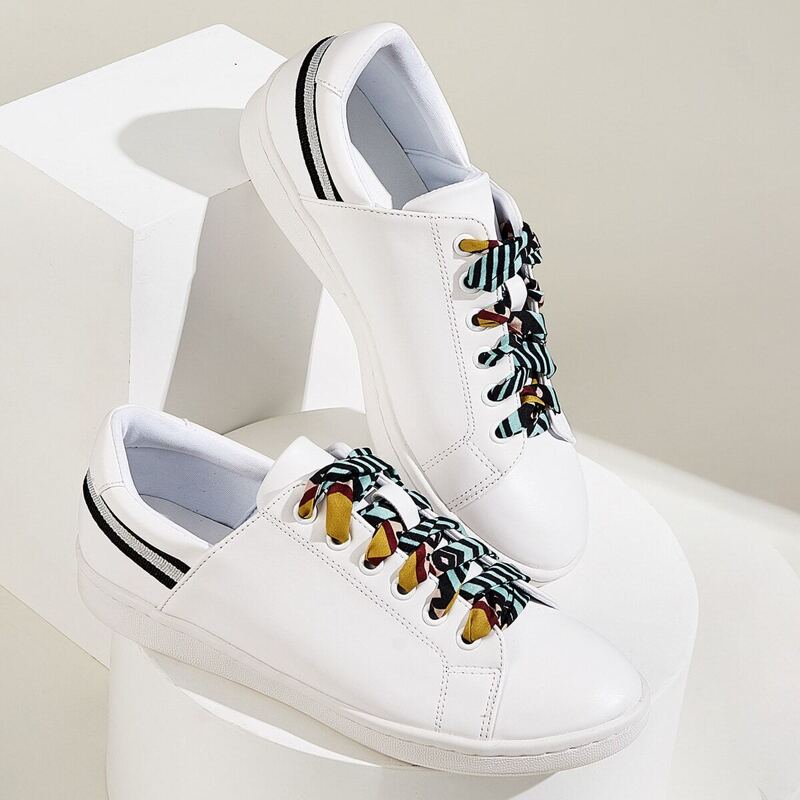 

Striped Detail Lace Up Sneakers, White