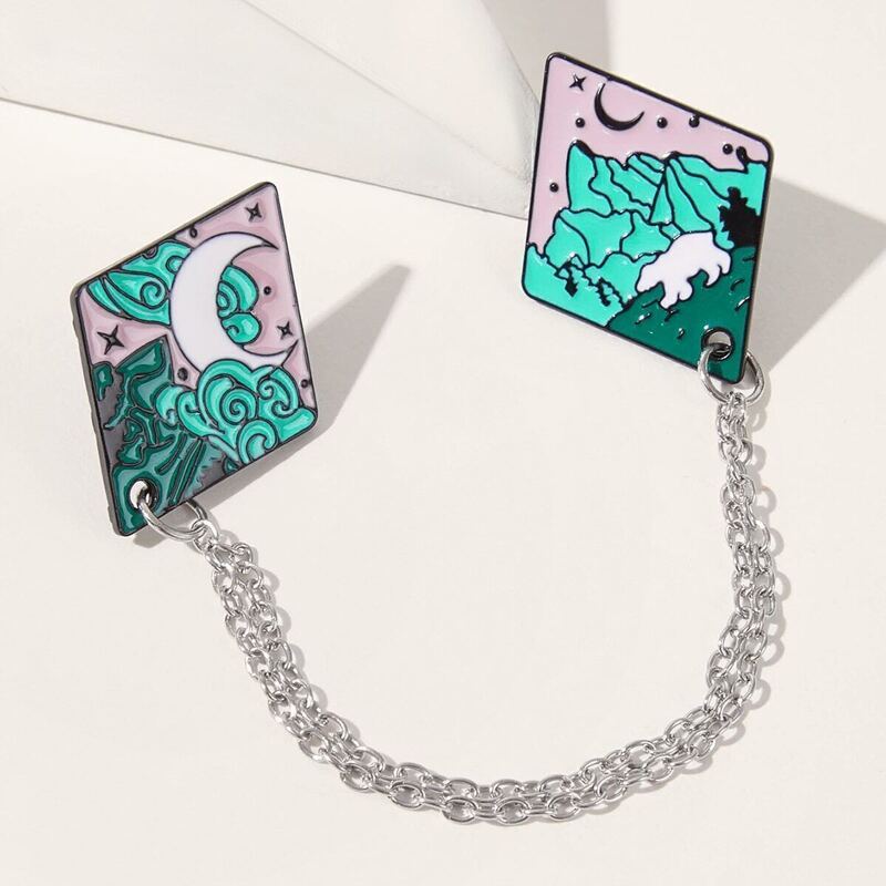 

Double Cartoon Geometric Chain Brooch 1pc, Multicolor