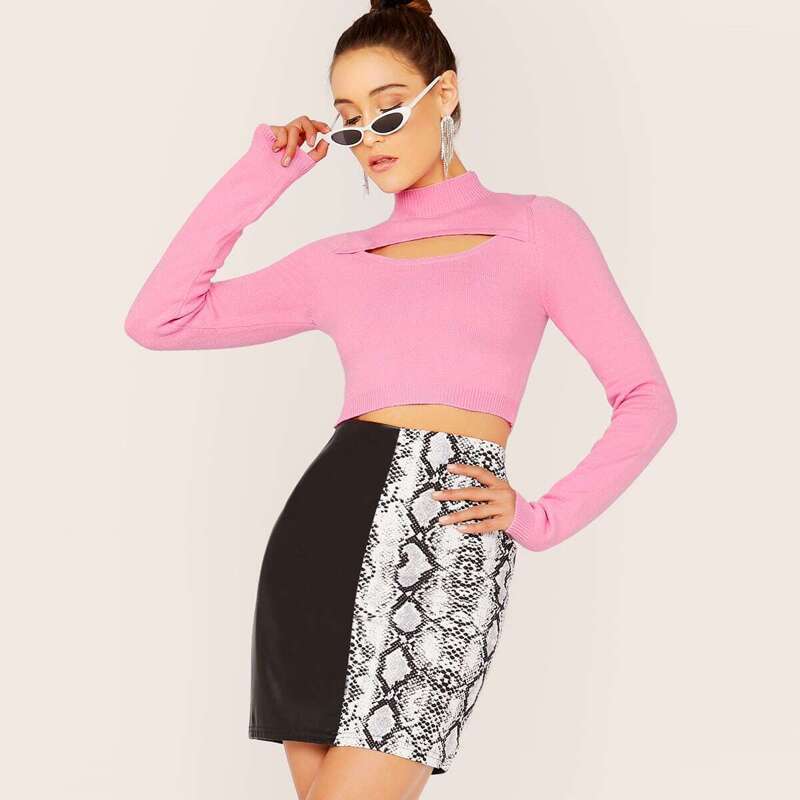 

Neckline Cut Out Cropped Pullover Sweater, Pink