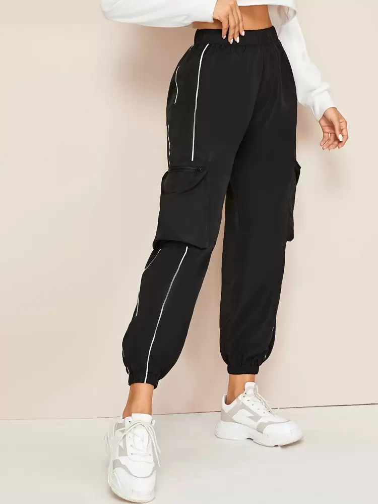 Contrast Piping Hot Pant