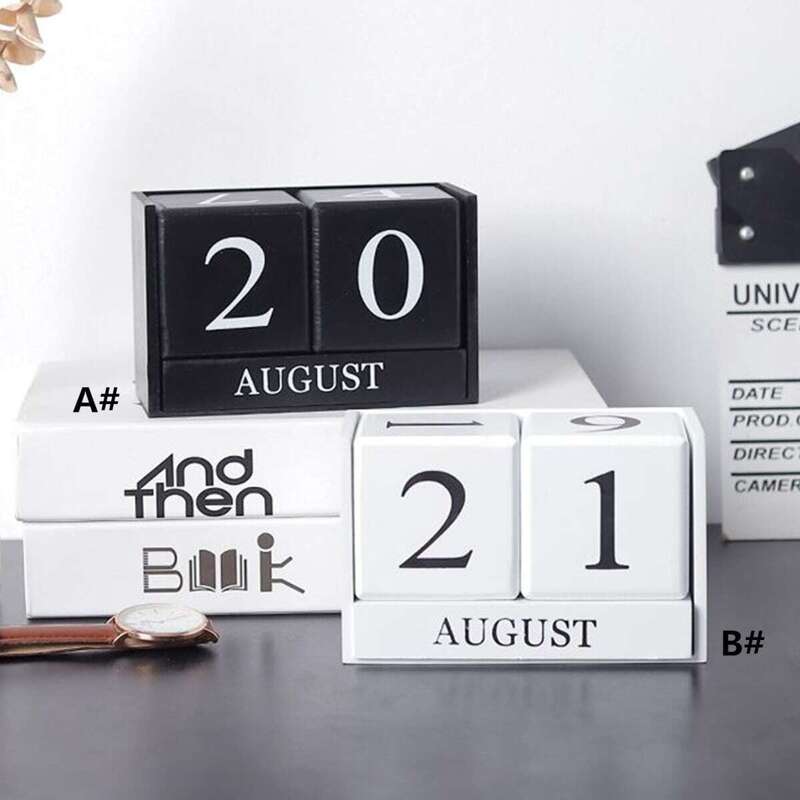

Desktop Decorative DIY Calendar