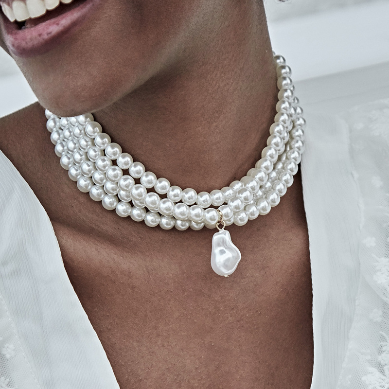 

Layered Faux Pearl Design Choker 1pc, White
