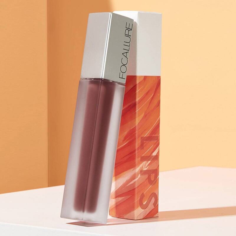 

Matte Lip Gloss Maroon, Burgundy