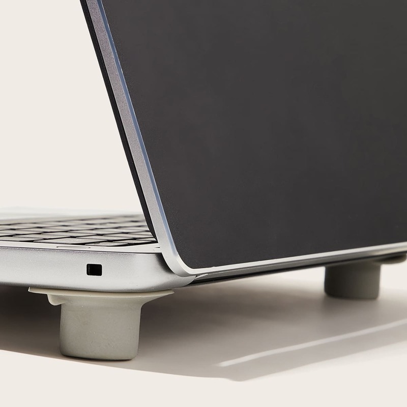 

Portable Laptop Cooling Foot Holder 4pcs