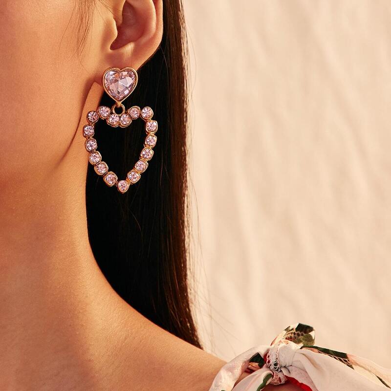 

Rhinestone Engraved Heart Earrings 1pair, Pink