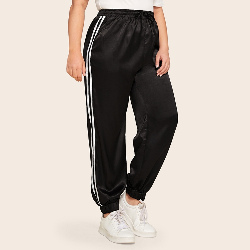 

Plus Drawstring Waist Striped Tape Side Sweatpants, Black