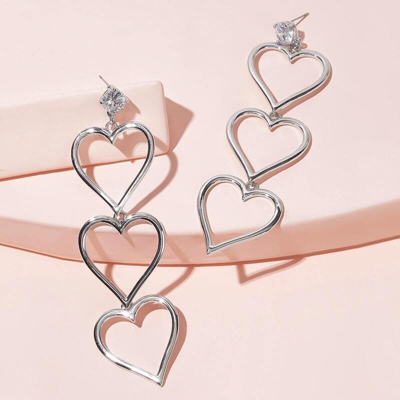 

Heart Link Earrings 1pair, Silver