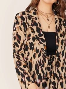 SHEIN LUNE Plus Leopard Print Notch Collar Blazer & Belted Shorts Set - Multicolor - View 4
