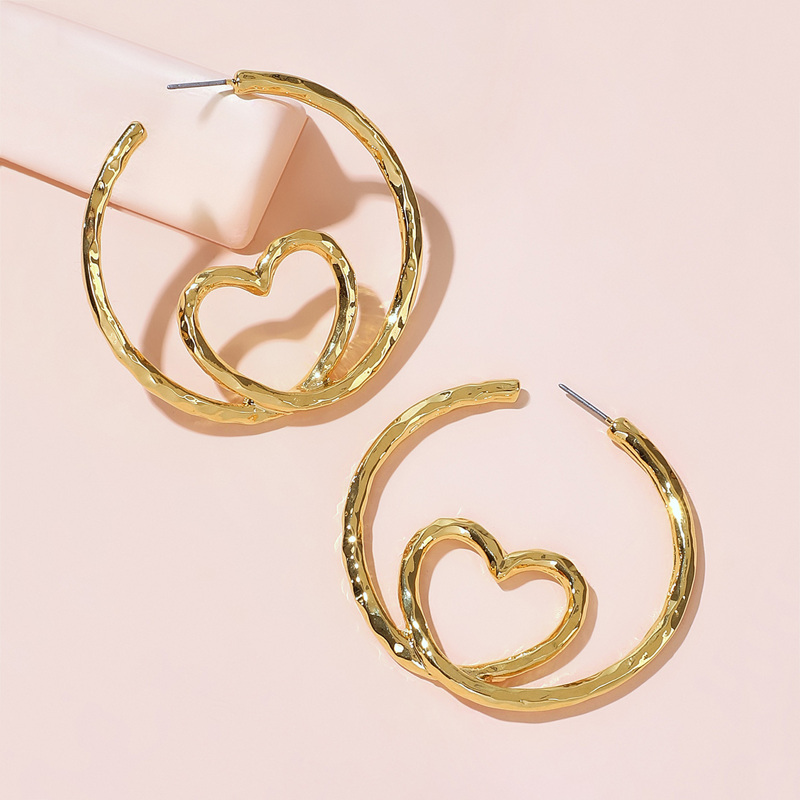

Funny Heart Shaped Earrings 1pair, Gold