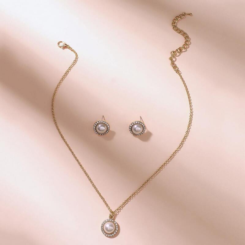 

Rhinestone Engraved Faux Pearl Pendant Necklace & Earrings 3pack