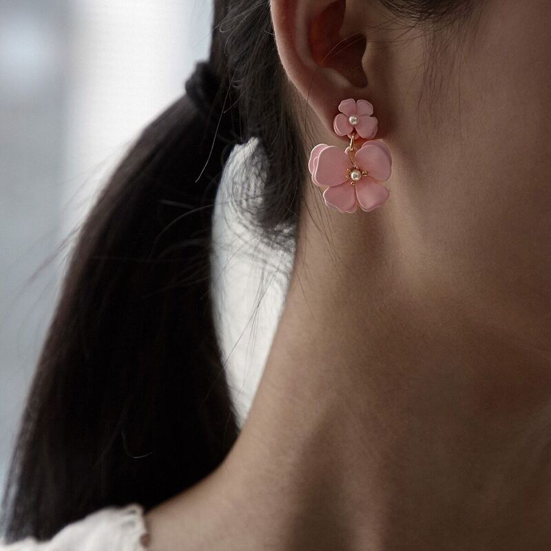 

Faux Pearl Decor Flower Drop Earrings 1pair, Pink