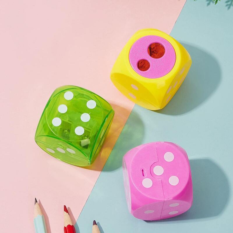 

Random Dice Design Pencil Sharpener 2pcs, Multicolor