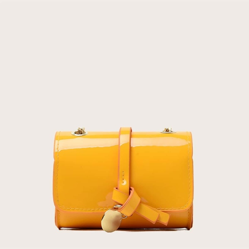 

Knot Decor Flap Patent Chain Bag, Yellow