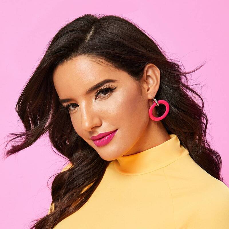 

Simple Hoop Earrings 1pair, Hot pink bright