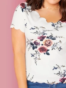 SHEIN Clasi Plus Floral Print Scallop Trim Top - White - View 4