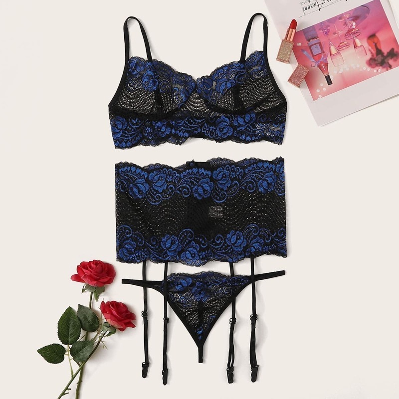 

Floral Lace Underwire Garter Lingerie Set, Multicolor