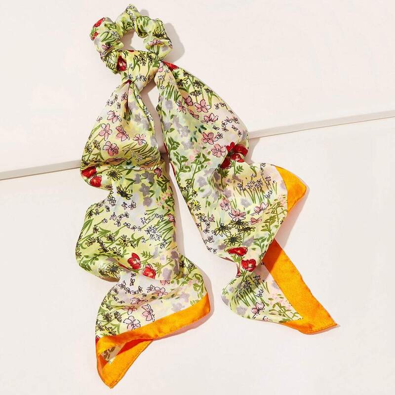 

Flower Pattern Scrunchie Scarf, Multicolor