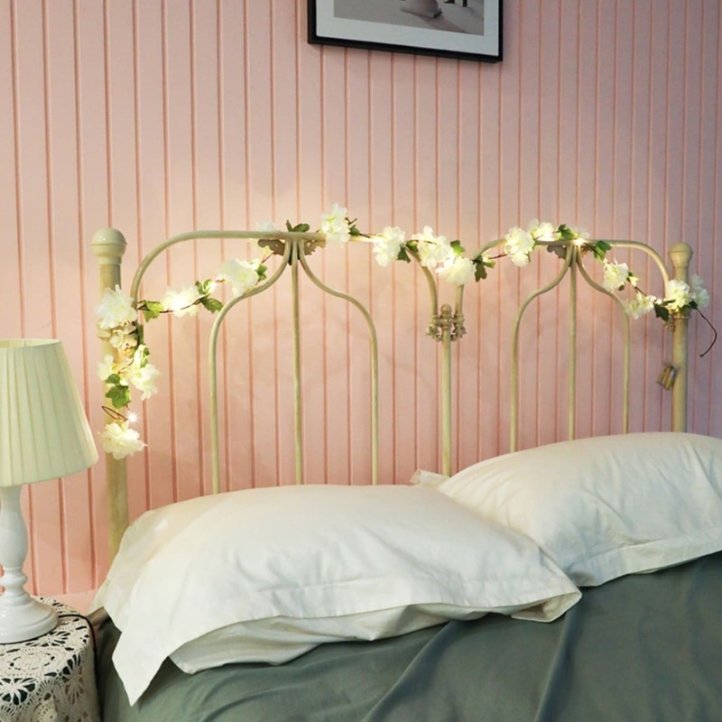 

20pcs Bulb Hydrangea Flower String Light 2M, Multicolor