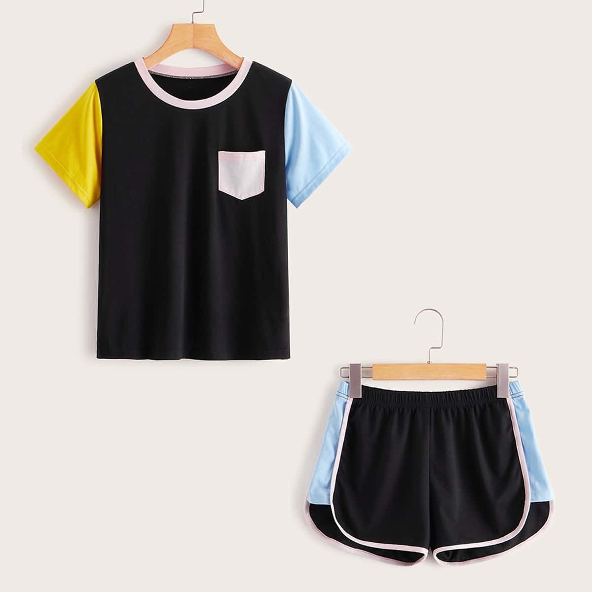 

Color-block Short Sleeve Tee & Dolphin Shorts, Black