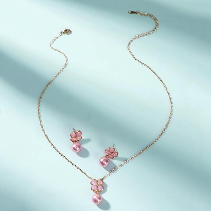 

Faux Pearl & Flower Charm Necklace & Earrings 3pcs