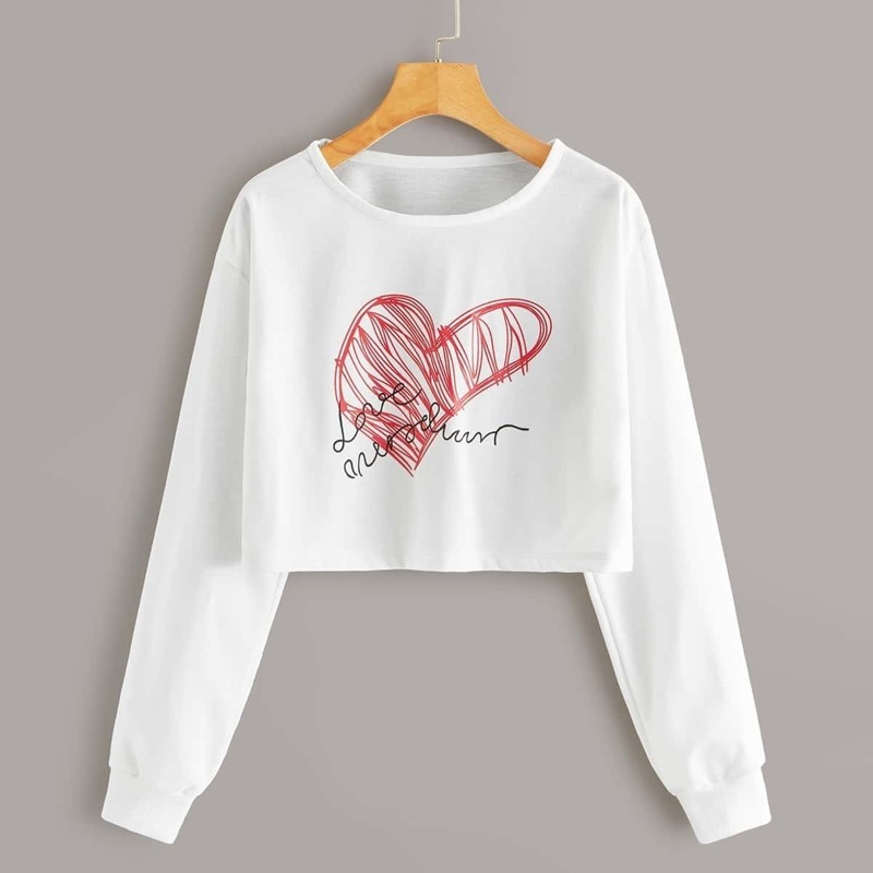 

Letter And Heart Graphic Sweatshirt, White