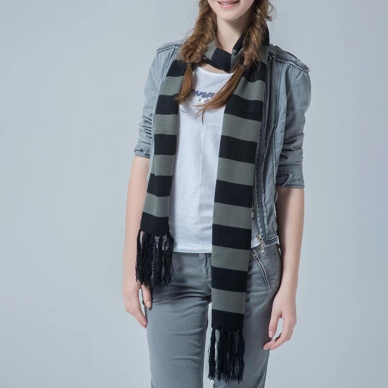 

Striped Pattern Skinny Scarf, Multicolor