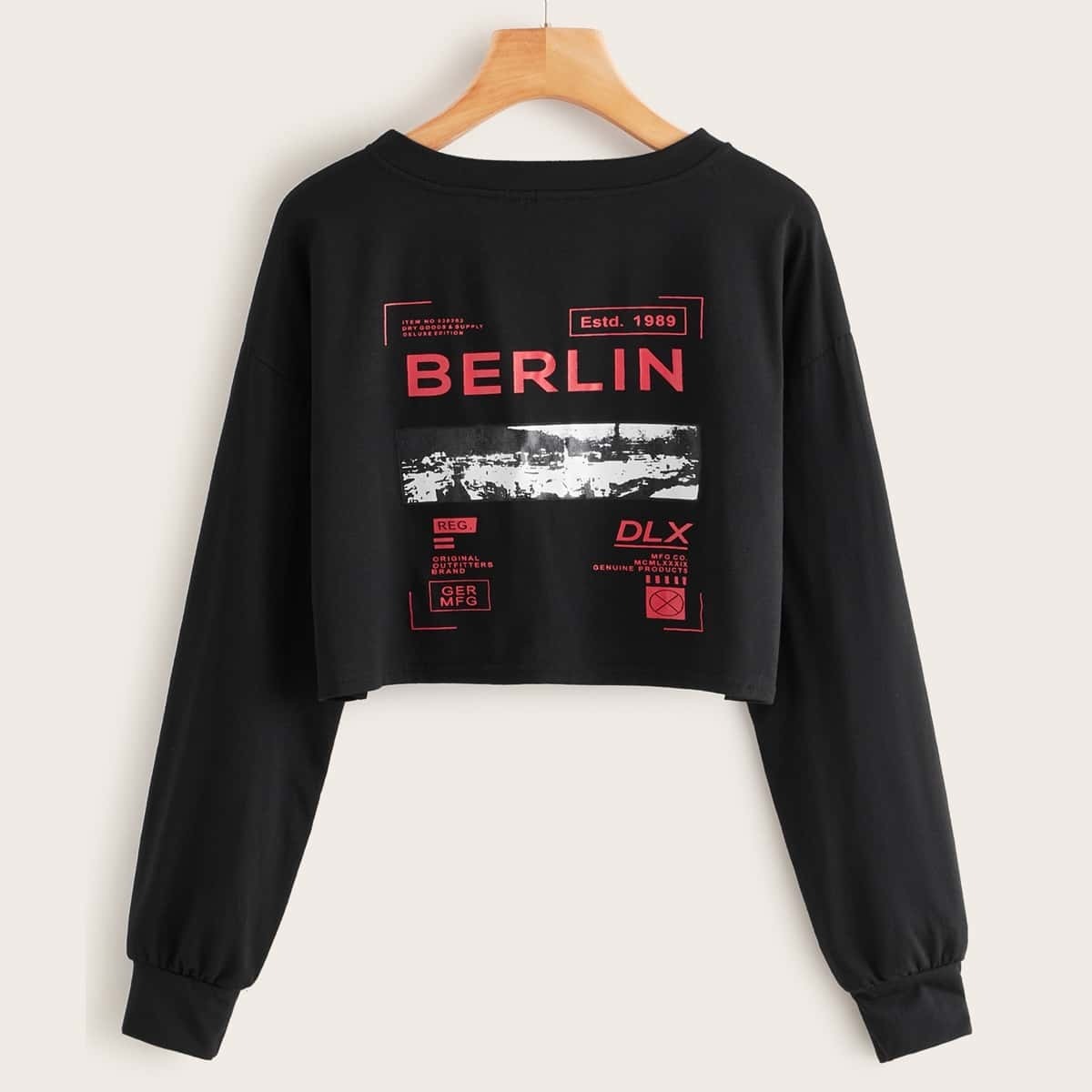 

Letter Print Crop Tee, Black