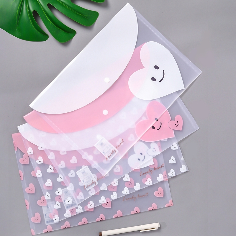 

Random Smile Heart Print File Bag 1pc