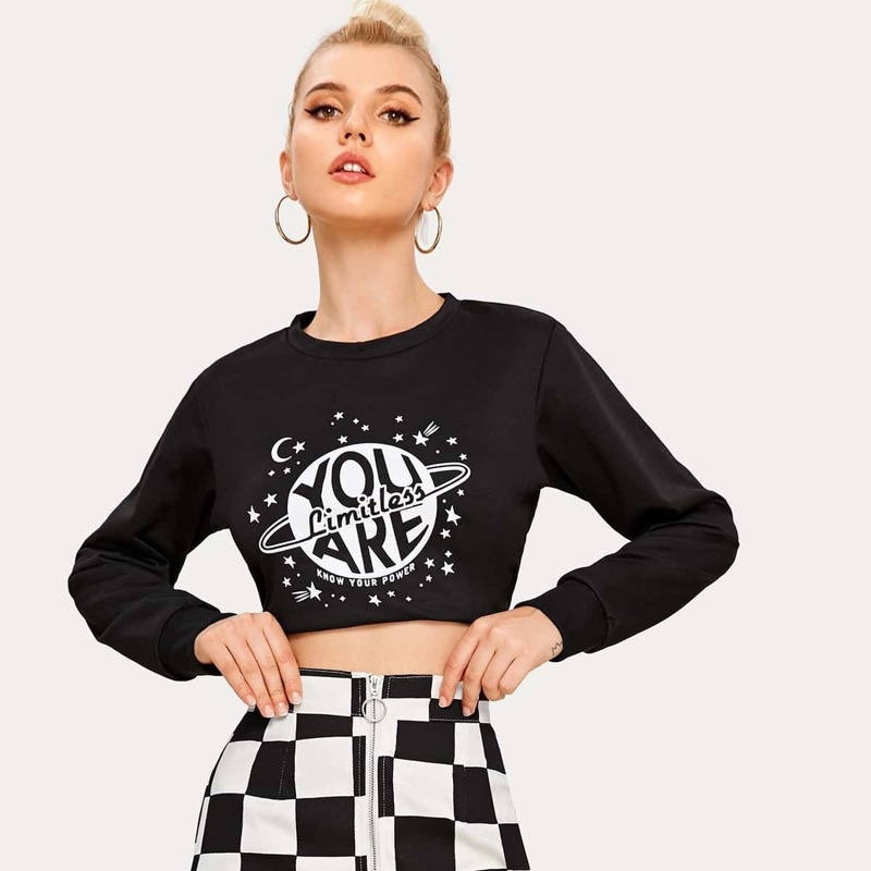 

Star & Letter Print Crop Tee, Black