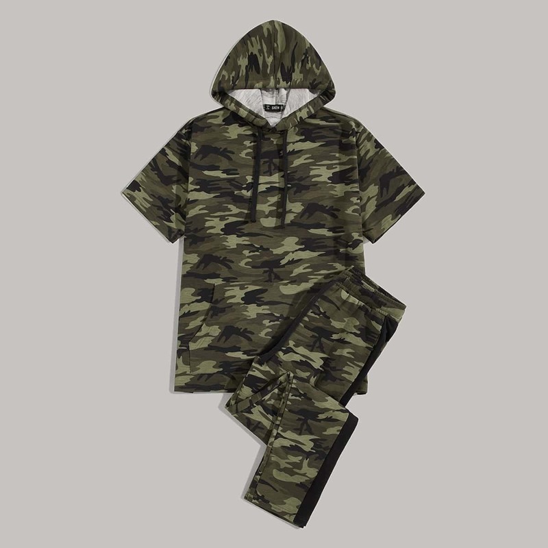 

Guys Pocket Front Camo Hoodie and Contrast Sideseam Pants Set, Multicolor