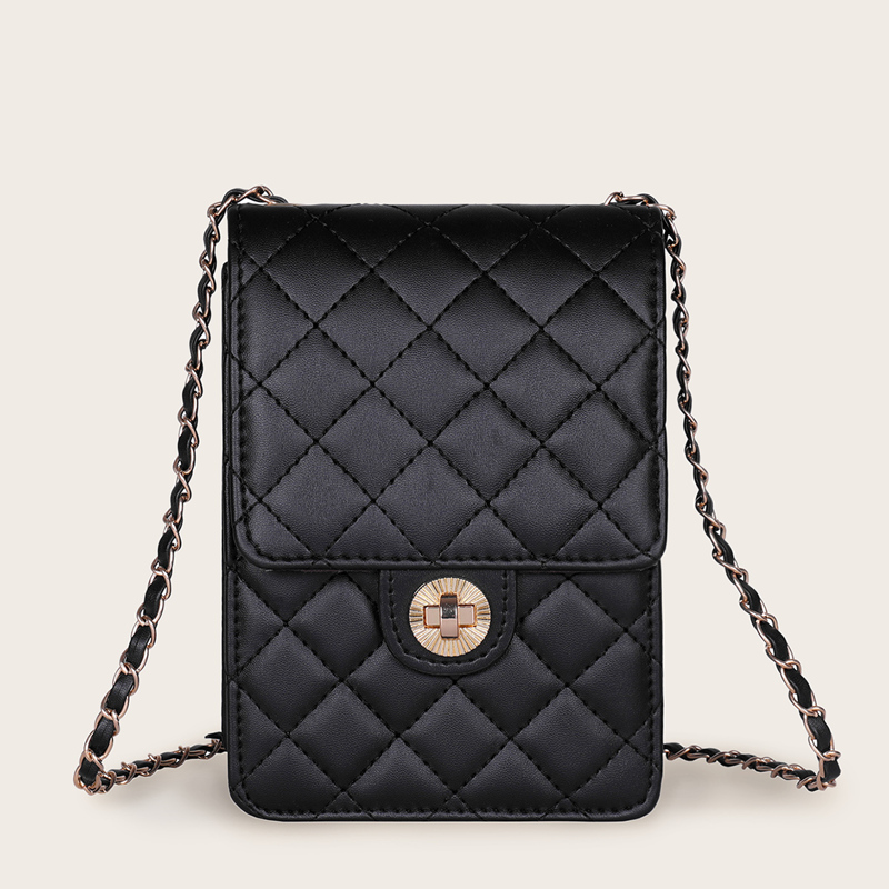 

Twist Lock Quilted Chain Bag, Black