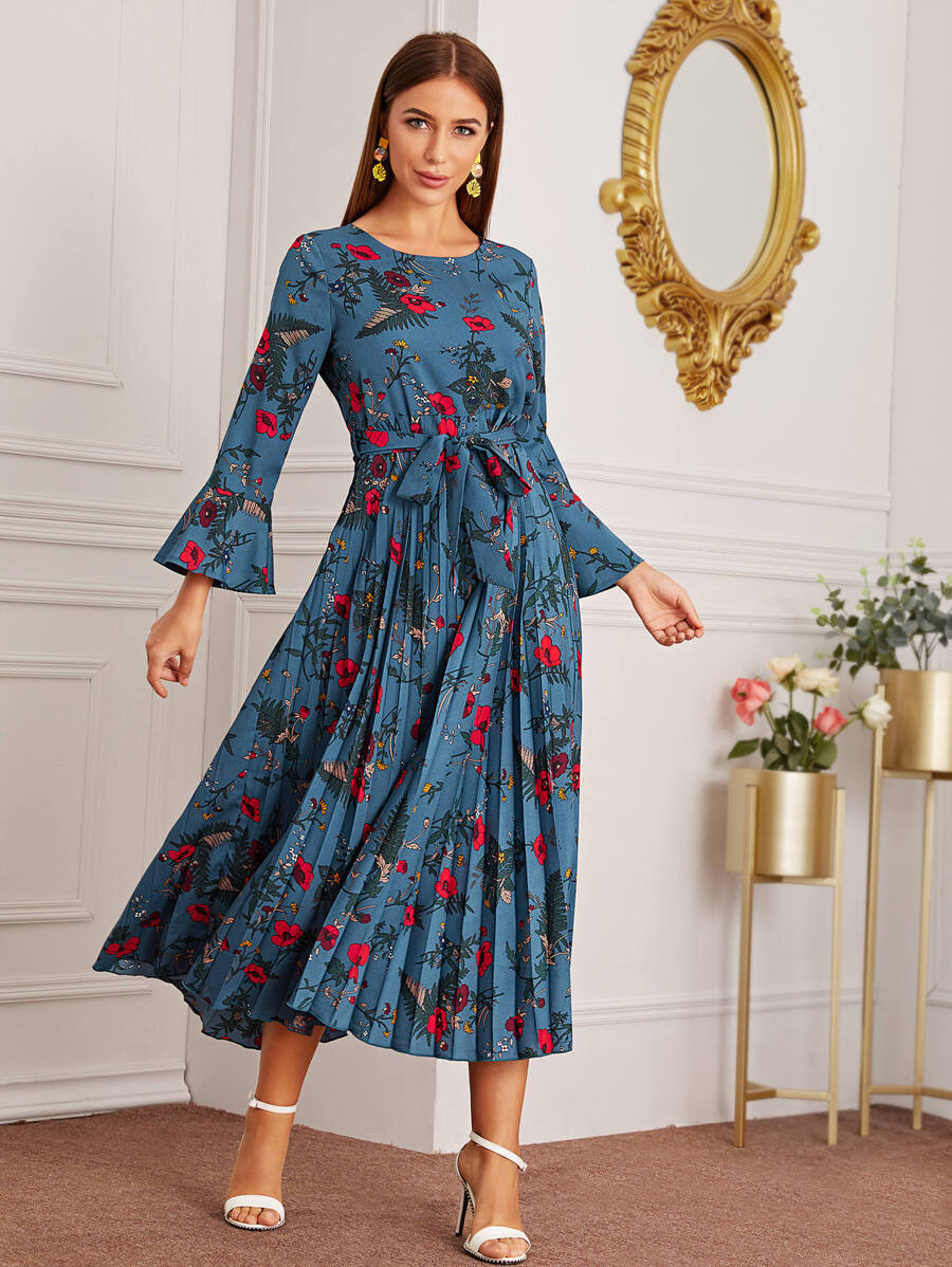 Modelyn Đầm Pleated Hoa Màu xanh lam Tao nhã - Màu xanh hải quân - Xem 1