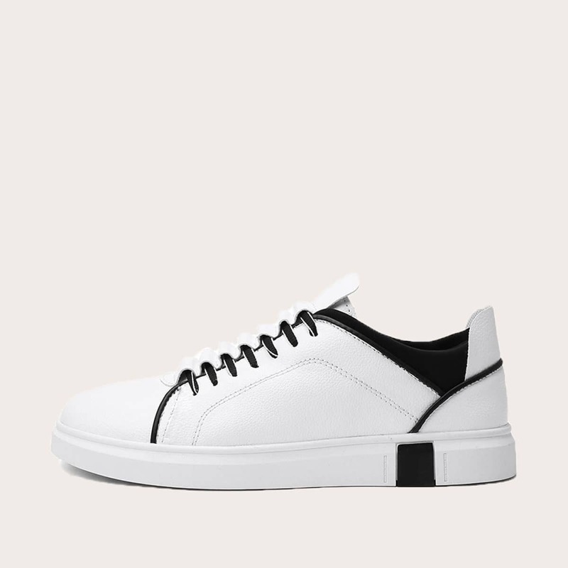 

Guys Two Tone Low Top Sneakers, Black and white