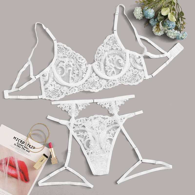 

Floral Lace Underwire Garter Lingerie Set, White