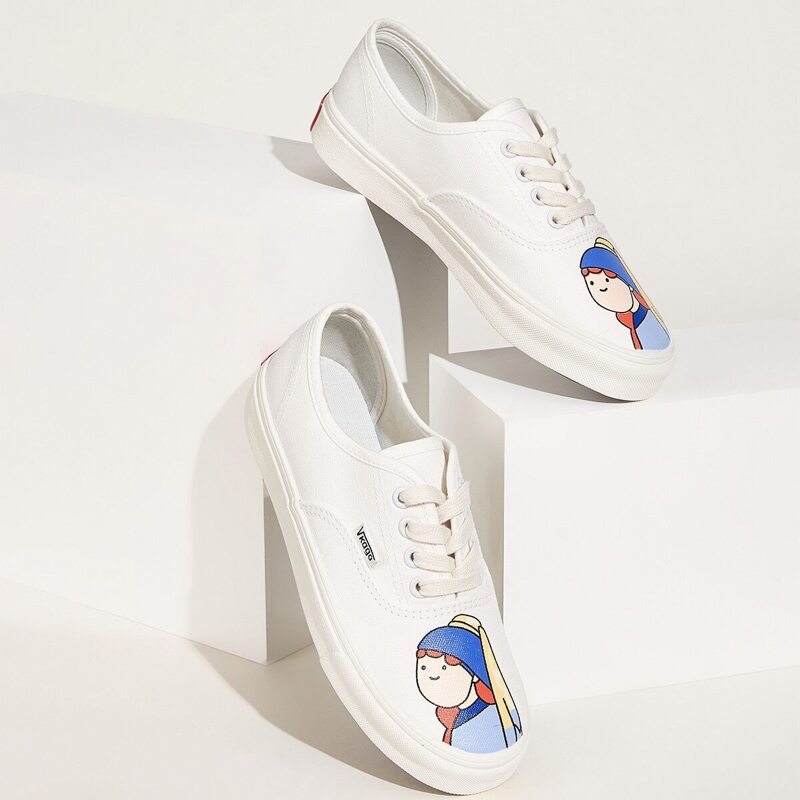 

Figure Print Lace-up Front Sneakers, Multicolor
