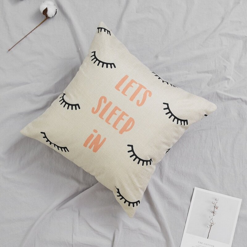 

Eyelash & Slogan Print Cushion Cover, Multicolor