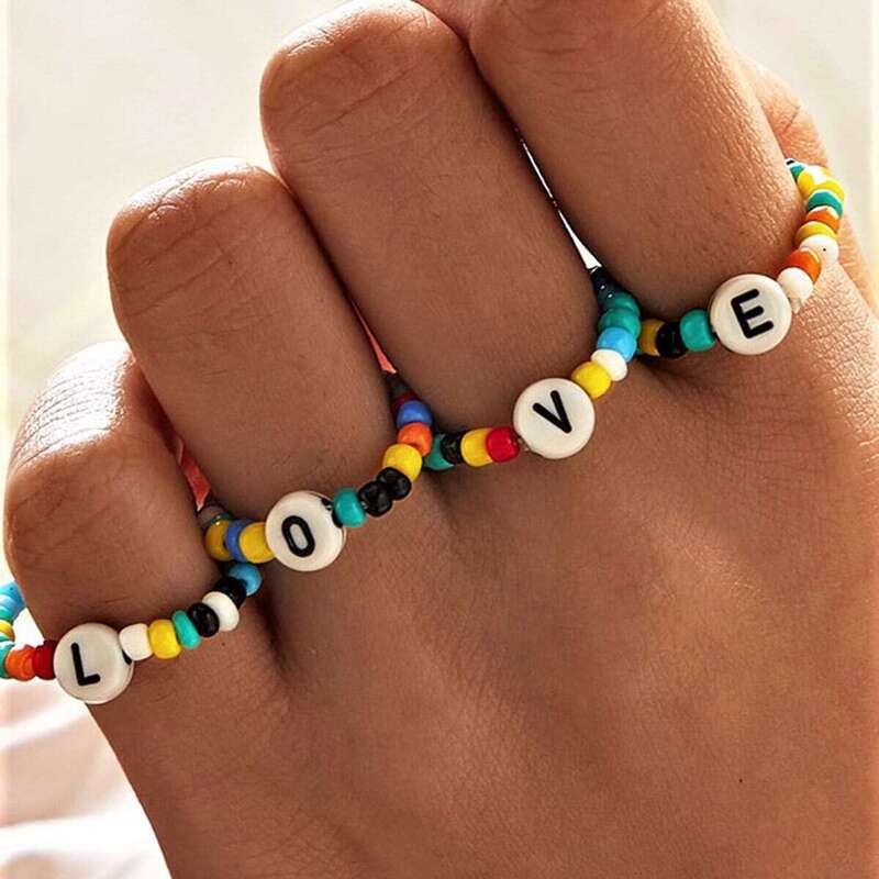 

Letter Decor Beaded Ring 4pcs, Multicolor