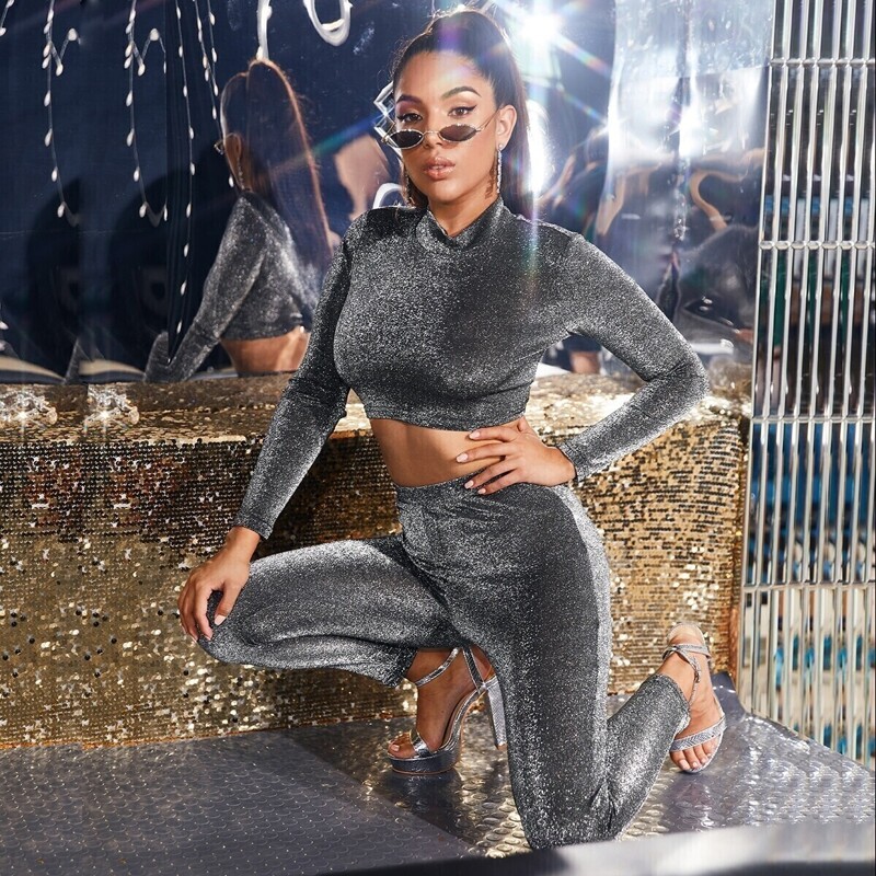 

Mock Neck Glitter Crop Top & Leggings Set, Grey