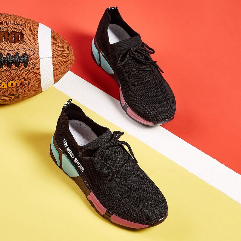 

Slogan Print Lace Up Sneakers, Black