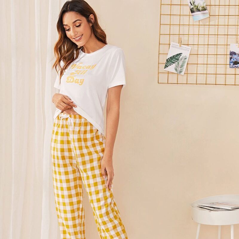 

Letter Graphic Top With Plaid Pants PJ Set, Multicolor