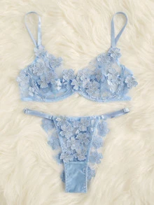 Esselle Applique Lace Underwire Bra & Panty Lingerie Set - Baby Blue - View 4