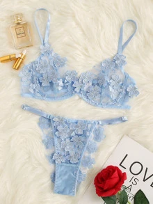 Esselle Applique Lace Underwire Bra & Panty Lingerie Set - Baby Blue - View 3