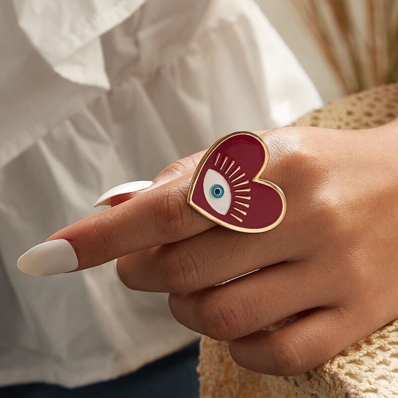 

Eye Engraved Heart Decor Ring 1pc, Red