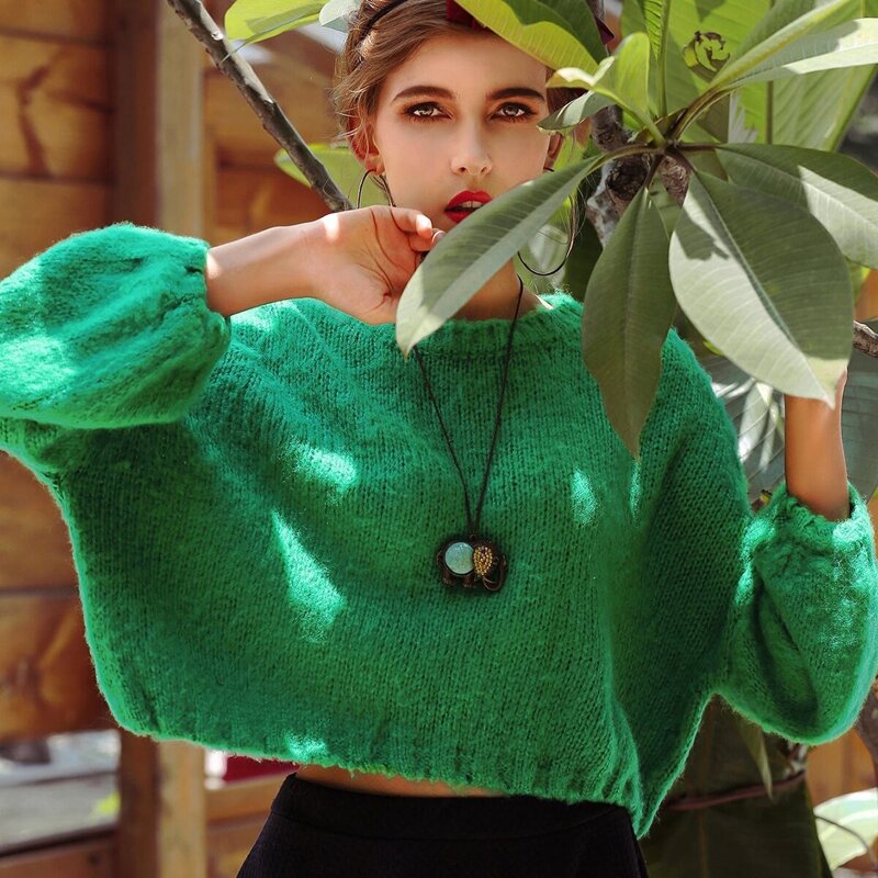 

Bishop Sleeve Solid Sweater, Green