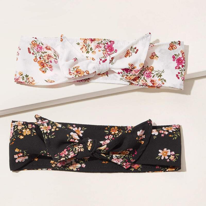 

Ditsy Floral Pattern Headband 2pcs, Black and white