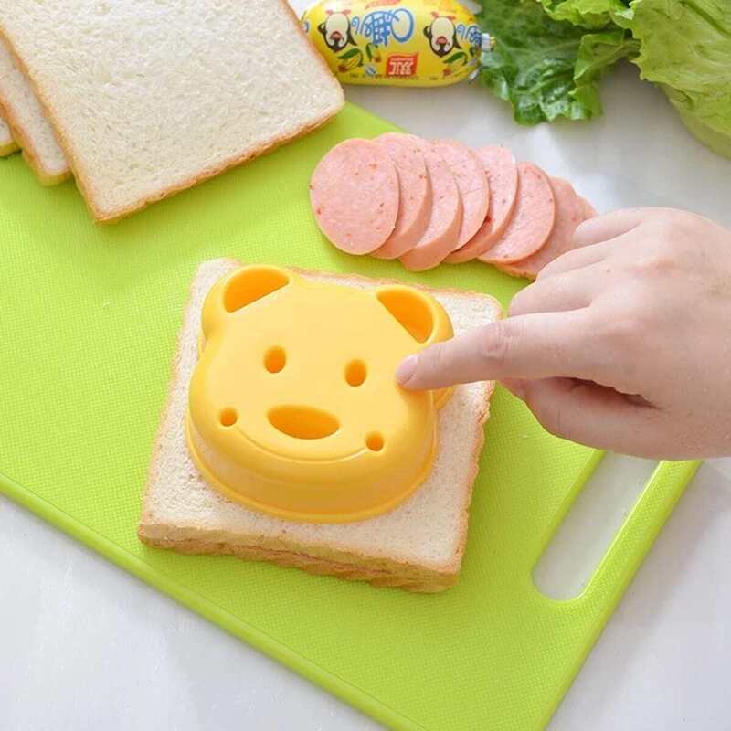 

Bear Shaped Sandwich Mold 1pc, Yellow