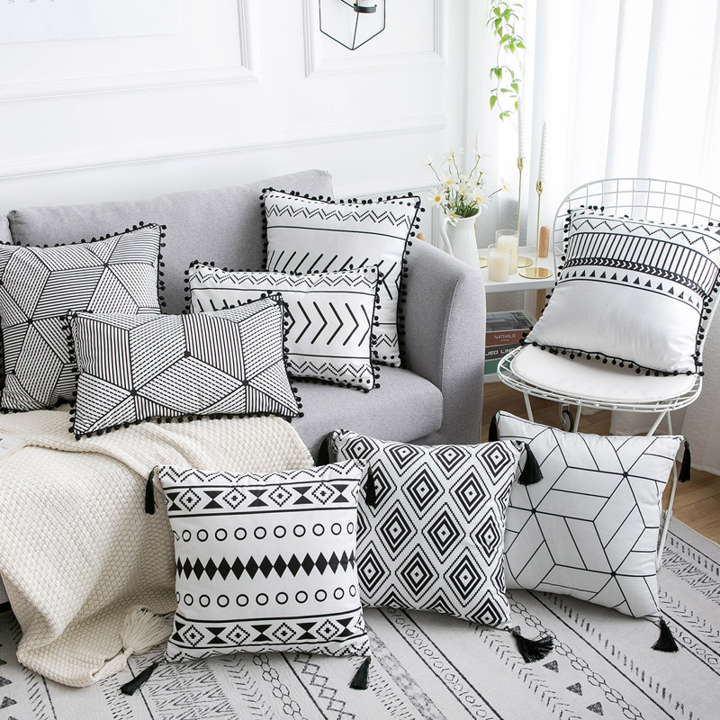 

Geometric Pattern Cushion Cover 1pc, Black and white