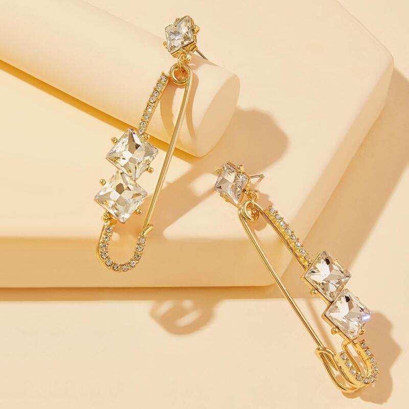 

Rhinestone Engraved Paper Clip Drop Earrings 1pair, Multicolor