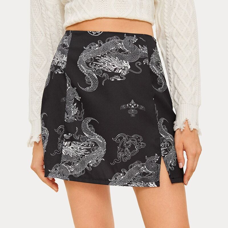 

Dragon Print Slit Hem Mini Skirt, Black