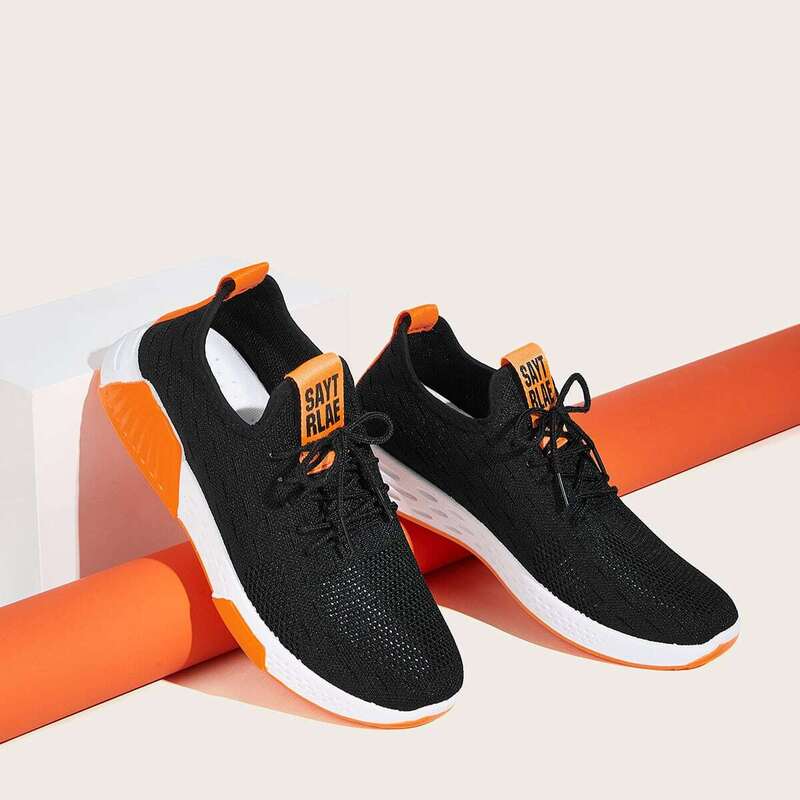 

Guys Lace-up Front Mesh Trainers, Black
